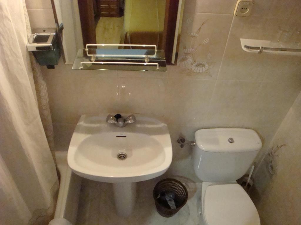 Hostal Zamora Мадрид Номер фото