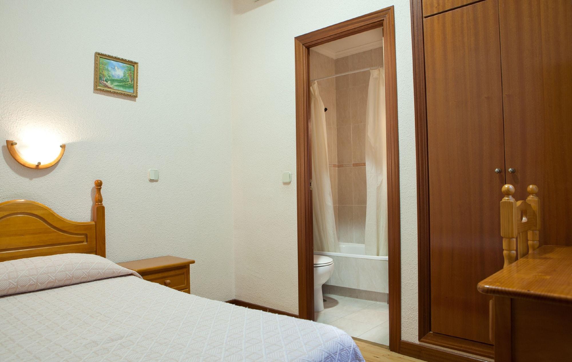 Hostal Zamora Мадрид Екстер'єр фото
