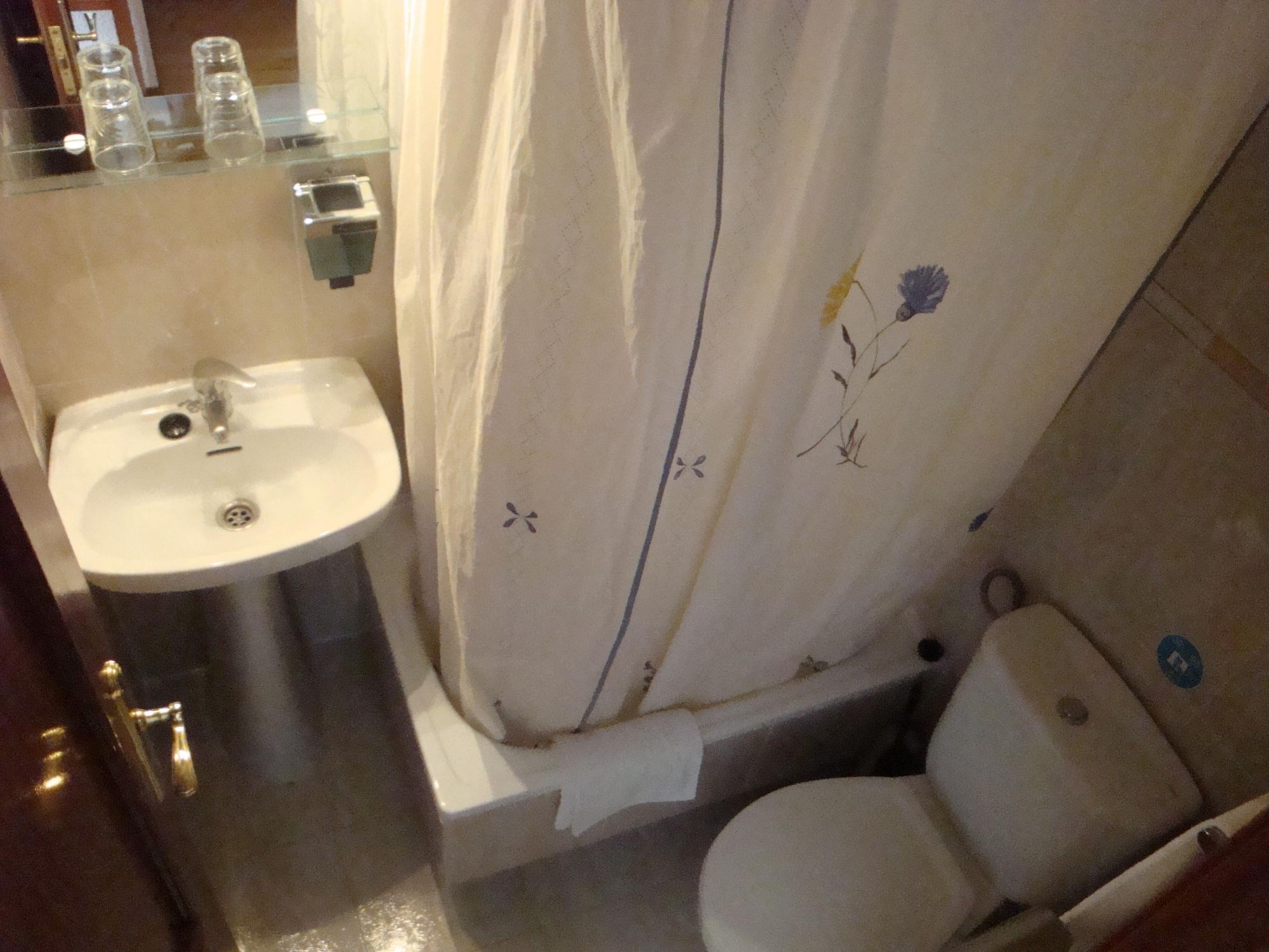 Hostal Zamora Мадрид Екстер'єр фото