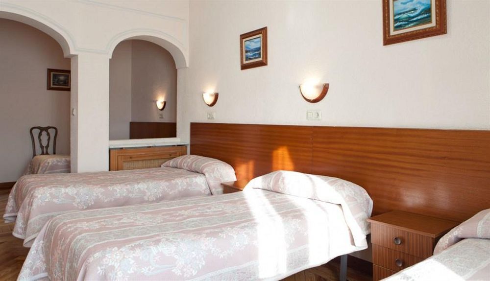 Hostal Zamora Мадрид Екстер'єр фото
