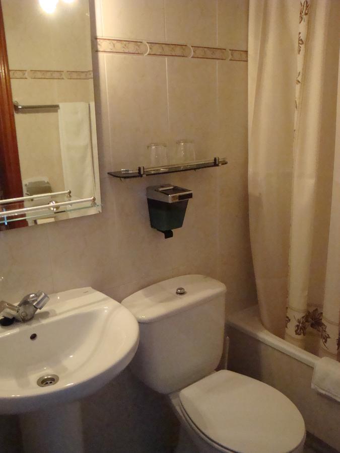 Hostal Zamora Мадрид Екстер'єр фото